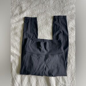 Lululemon luxtreme black 28” leggings 8